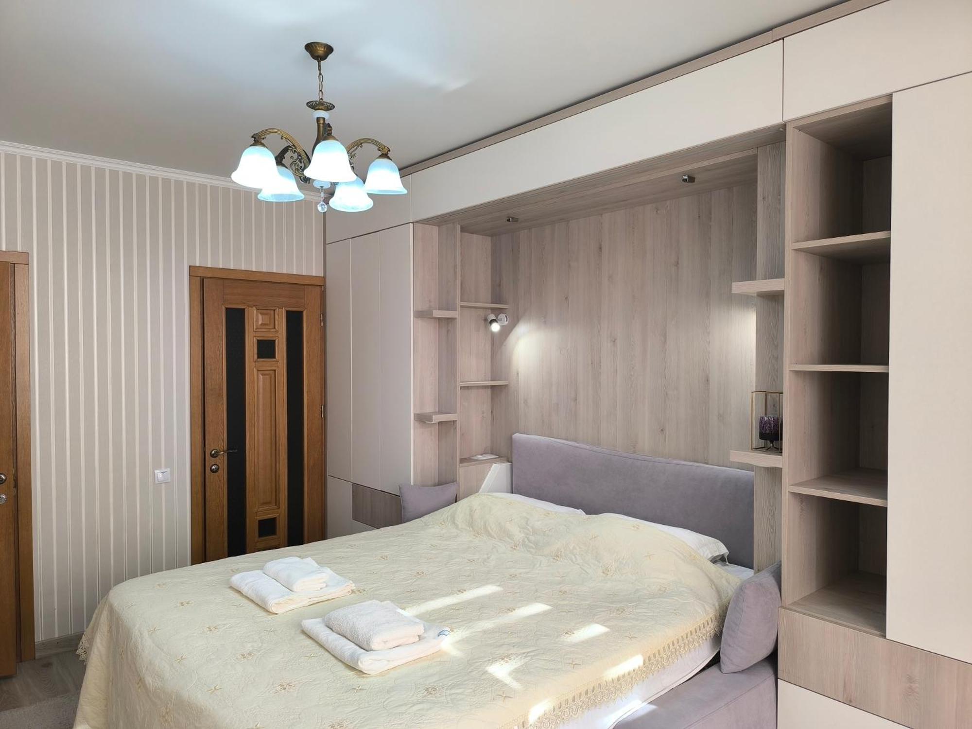 Apart Lux Melestiu Chişinău Esterno foto